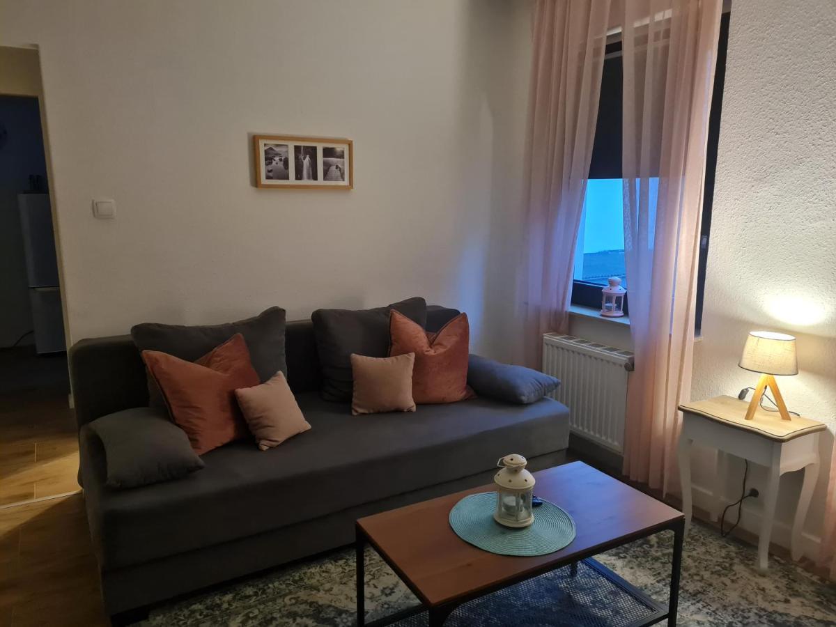 Privates, Gemuetliches Appartement Neuss Exterior foto